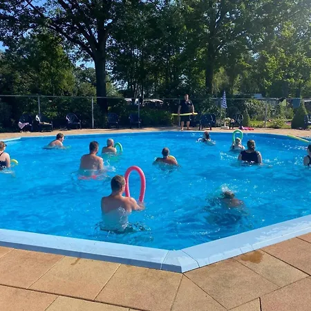 캠프장 Recreatiepark Den Blanken Neede