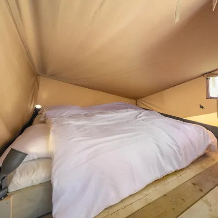 Recreatiepark Den Blanken Campsite *