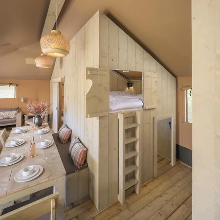 Recreatiepark Den Blanken Кемпинг